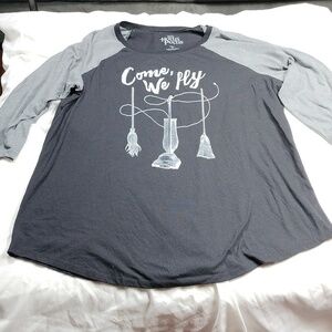 Hocus Pocus womens 3/4 sleeved top size 3